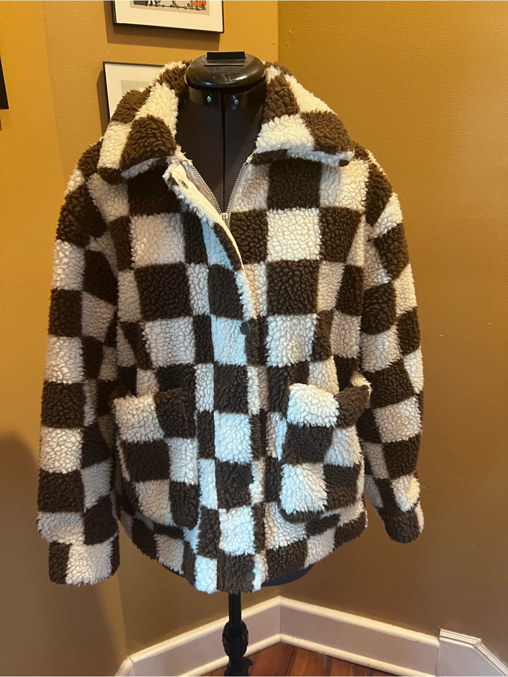 Wild Rose Checkerboard Sherpa Utility Jacket - Brown & Cream